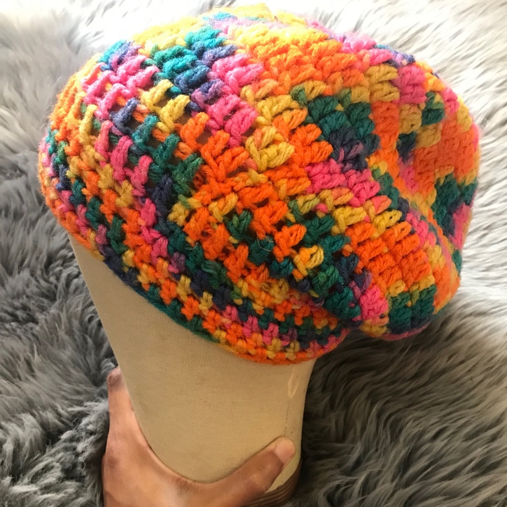 VINTAGE neon crochet beanie OS